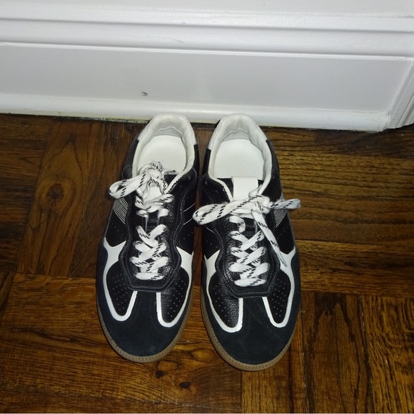 ALOHAS Black and White Sneakers with Gum Sole